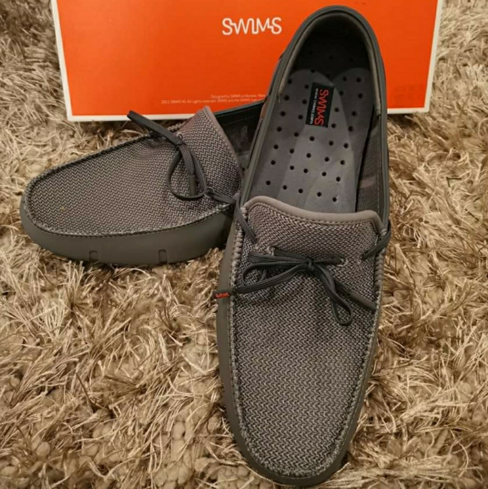 Swims shoes size 11